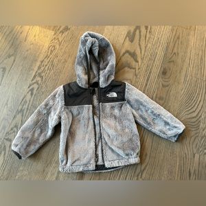 Grey Northface infant / baby jacket size 12-18 months. Lightly used, no defects